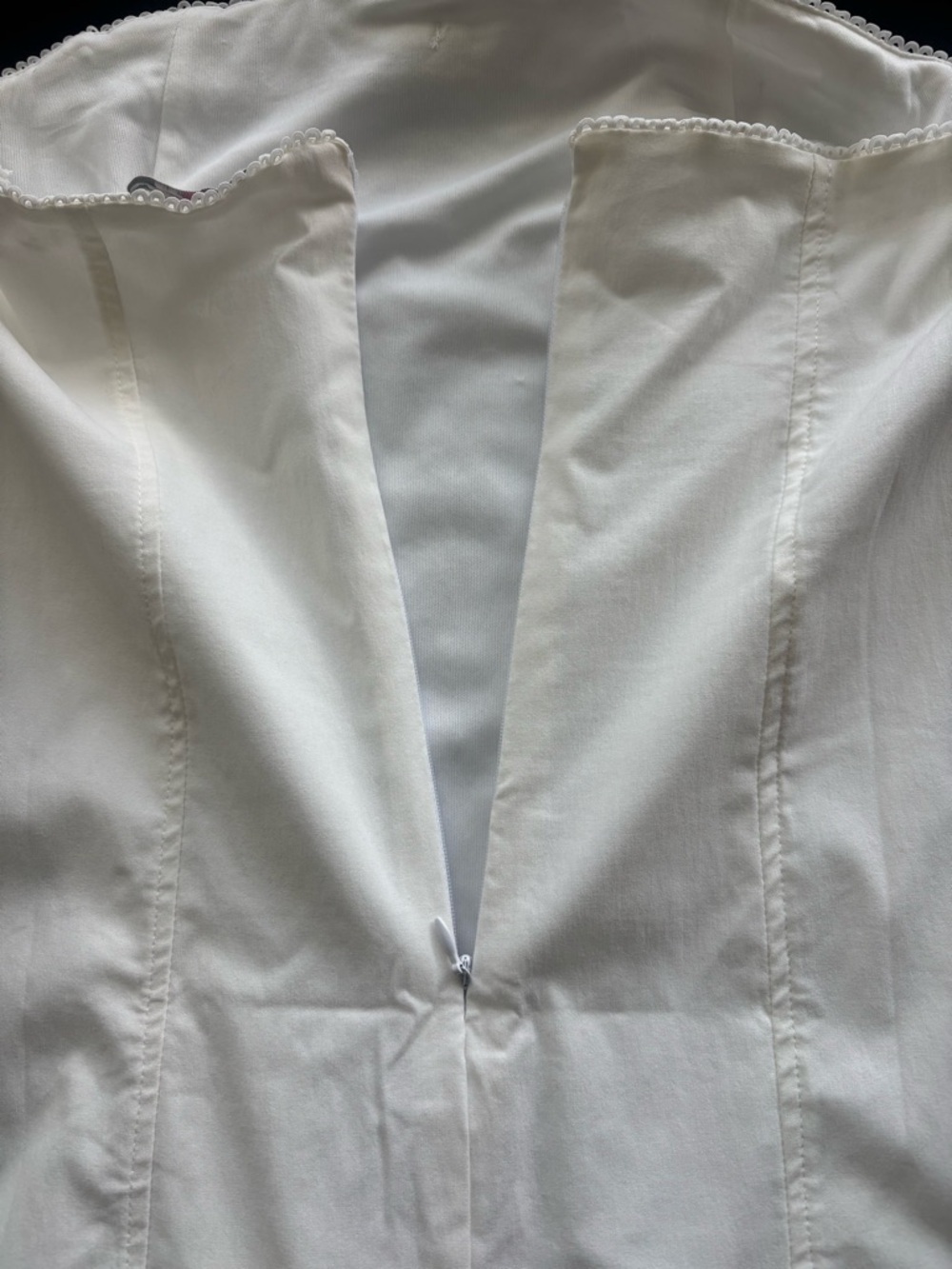NWT Blashe White Strapless Mini-Dress w/Scallop Trim, Size Medium - Picture 7 of 13